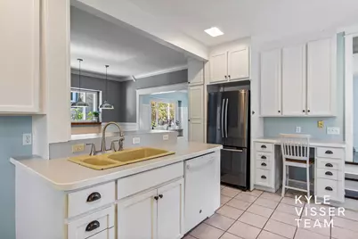 725 Gladstone Drive SE, East Grand Rapids, MI 49506 - Photo 12
