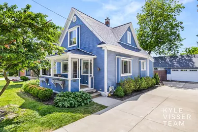 725 Gladstone Drive SE, East Grand Rapids, MI 49506 - Photo 1