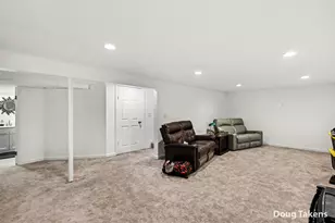 7439 Eastlane Ave, Jenison, MI 49428 - Photo 20