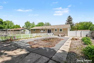 7439 Eastlane Ave, Jenison, MI 49428 - Photo 4
