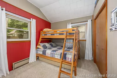 11415 Oak Drive, Delton, MI 49046 - Photo 16