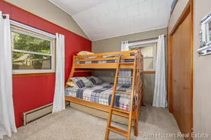 11415 Oak Dr, Delton, MI 49046 - Photo 16