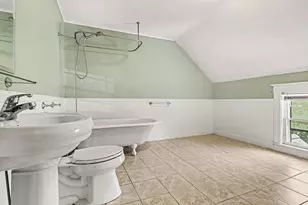 1409 Hagar Ct, Saint Joseph, MI 49085 - Photo 14