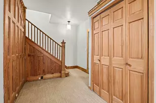 1409 Hagar Ct, Saint Joseph, MI 49085 - Photo 8