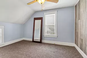 1409 Hagar Ct, Saint Joseph, MI 49085 - Photo 12