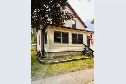 1409 Hagar Court, Saint Joseph, MI 49085 - Photo 2