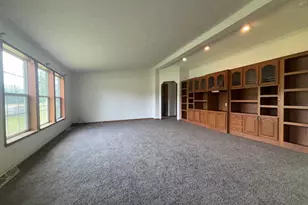360 Deerfield Dr, Coldwater, MI 49036 - Photo 8