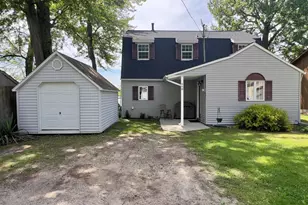 668 Eagle Point Rd, Lake Odessa, MI 48849 - Photo 2