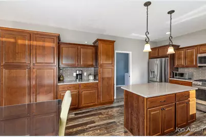 8637 Petoskey Street, Kalamazoo, MI 49009 - Photo 14