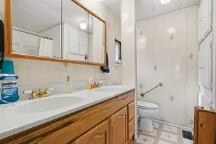 71117 Co Rd 384, South Haven, MI 49090 - Photo 10
