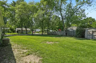 2121 Champagne Dr, Ann Arbor, MI 48108 - Photo 24