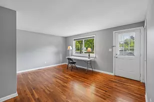 2121 Champagne Dr, Ann Arbor, MI 48108 - Photo 4