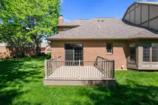 54661 Bellingham Dr, Shelby Twp, MI 48316 - Photo 4