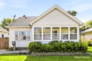 1947 Blandford Ave SW, Wyoming, MI 49519 - Photo 4
