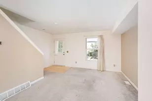 215 Arcade St, Ypsilanti, MI 48197 - Photo 2