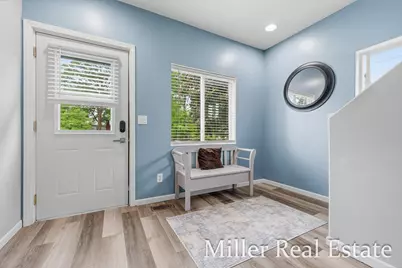 636 E Madison Street, Hastings, MI 49058 - Photo 4