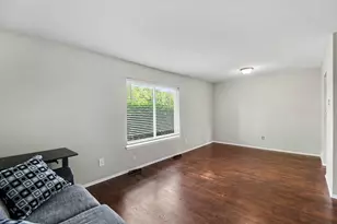 1011 N Terrace Ln, Ypsilanti, MI 48198 - Photo 6