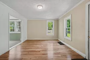 553 Ely St, Allegan, MI 49010 - Photo 8