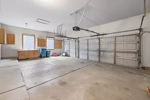9094 Woodgrove Dr, Plymouth, MI 48170 - Photo 46