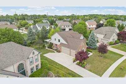 9094 Woodgrove Drive, Plymouth, MI 48170 - Photo 6