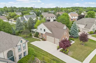 9094 Woodgrove Dr, Plymouth, MI 48170 - Photo 6