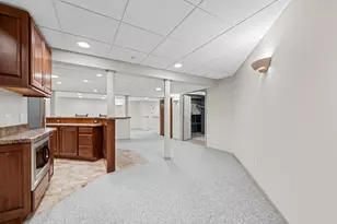 9094 Woodgrove Dr, Plymouth, MI 48170 - Photo 38