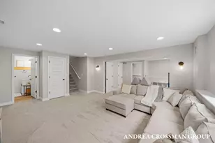 2130 Kensington Park Cir, Holland, MI 49423 - Photo 32