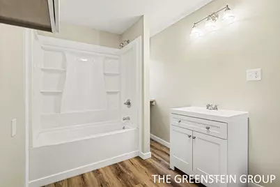 301 E North Street, Greenville, MI 48838 - Photo 30