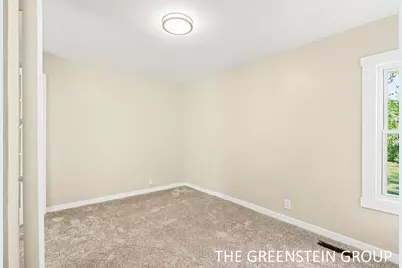 301 E North Street, Greenville, MI 48838 - Photo 22