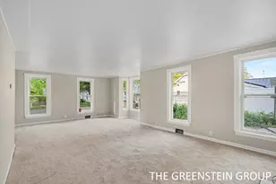 215 W Grove St, Greenville, MI 48838 - Photo 18