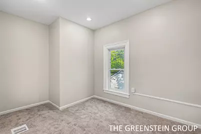 215 W Grove Street, Greenville, MI 48838 - Photo 8