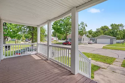 344 Monroe Avenue, Muskegon, MI 49441 - Photo 4