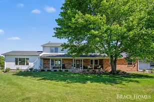 5685 11 Mile Rd NE, Rockford, MI 49341 - Photo 2