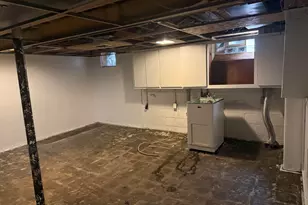 19601 Hamburg St, Detroit, MI 48205 - Photo 12