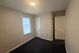 19601 Hamburg St, Detroit, MI 48205 - Photo 8