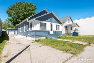 2023 Henry St, Muskegon, MI 49441 - Photo 1