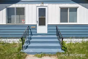 2023 Henry St, Muskegon, MI 49441 - Photo 32