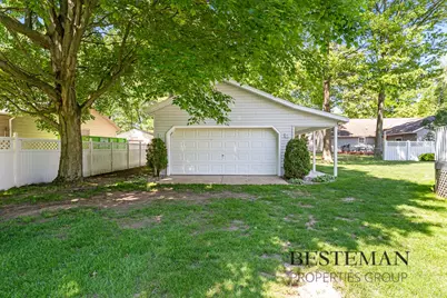 2023 Filonow Drive, Muskegon, MI 49444 - Photo 8