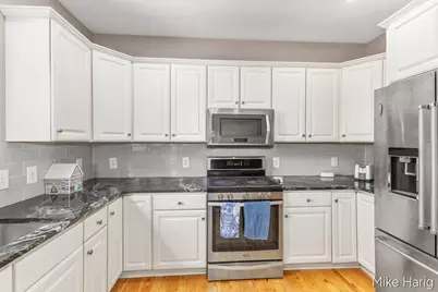 8105 Oldfield Court SE, Byron Center, MI 49315 - Photo 8