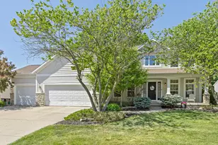 3457 N Meadowgrove Dr SE, Grand Rapids, MI 49512 - Photo 1