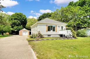 709 N 5th St, Greenville, MI 48838 - Photo 1