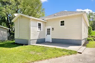 709 N 5th St, Greenville, MI 48838 - Photo 22