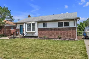 32826 Benson Dr, Westland, MI 48185 - Photo 2
