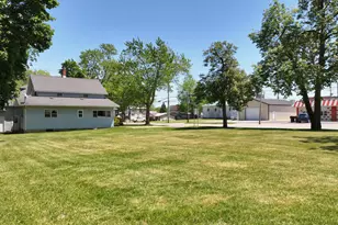115 E Emerson St, Ithaca, MI 48847 - Photo 8