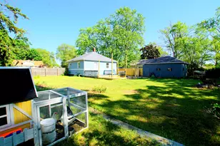 1719 Huizenga St, Muskegon, MI 49442 - Photo 4