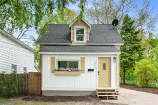 1312 Crosby St NW, Grand Rapids, MI 49504 - Photo 24