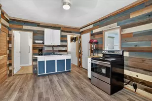 728 W Hanover St, Marshall, MI 49068 - Photo 44