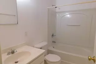 245 Brookridge Ct, Ann Arbor, MI 48103 - Photo 6