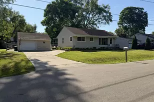3456 Acacia Blvd, Jackson, MI 49203 - Photo 1