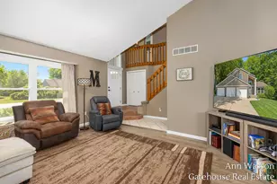 6007 Arroyo Vista Dr NE, Rockford, MI 49341 - Photo 6